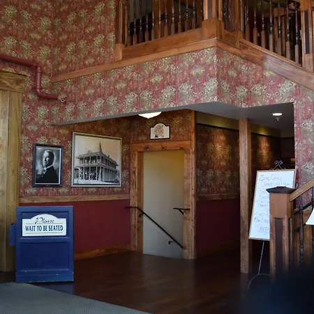 Weatherford Hotel