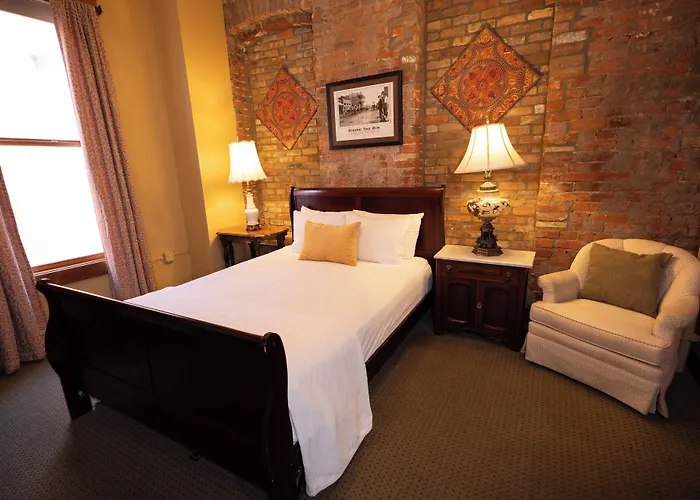 Weatherford Hotel